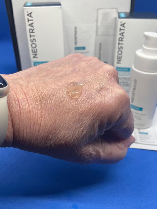 NeoStrata Restore Bionic Face Serum 10 PHA review photo by Sharonspendstoomuch