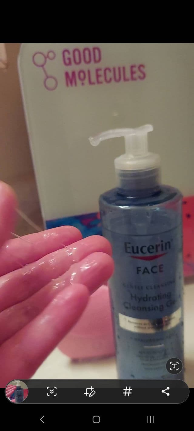 Eucerin Hydrating Cleansing Gel + Hyaluronic Acid review photo by laughter