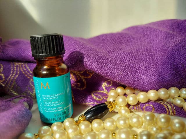 Moroccanoil Dry Scalp Treatment review photo by laughter