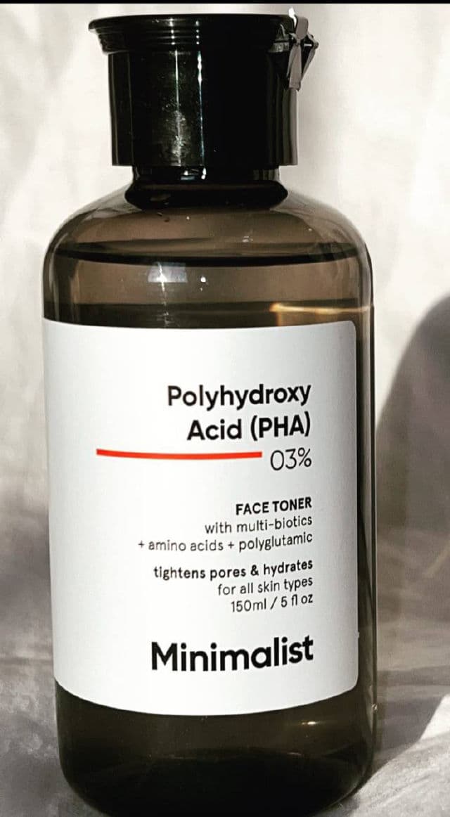 Minimalist Polyhydroxy Acid (PHA) 03% Toner review photo by smear