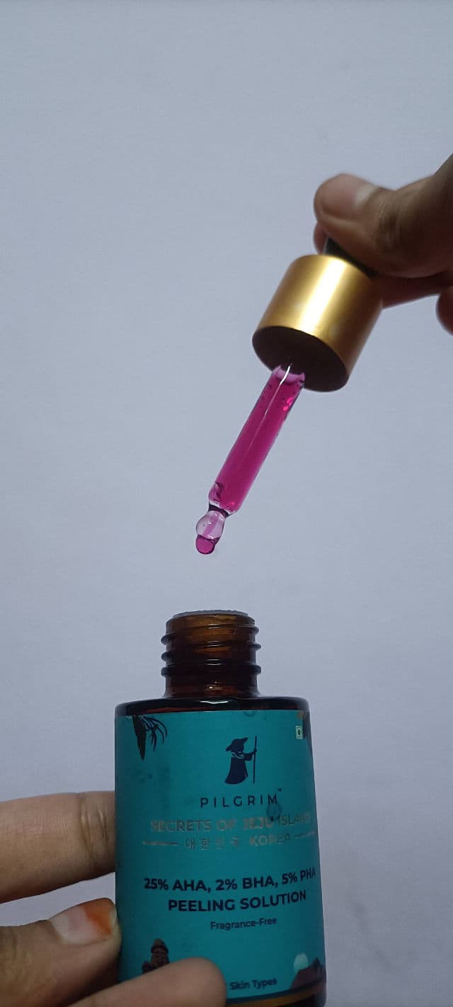 Pilgrim 25% AHA, 2% BHA, 5% PHA Peeling Solution review photo by smear