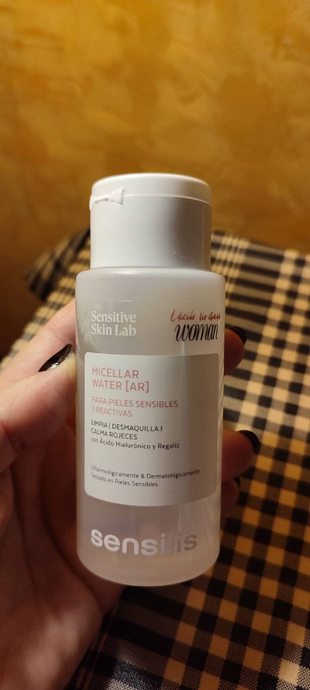 Sensilis Micellar Water AR review photo by TxellSS