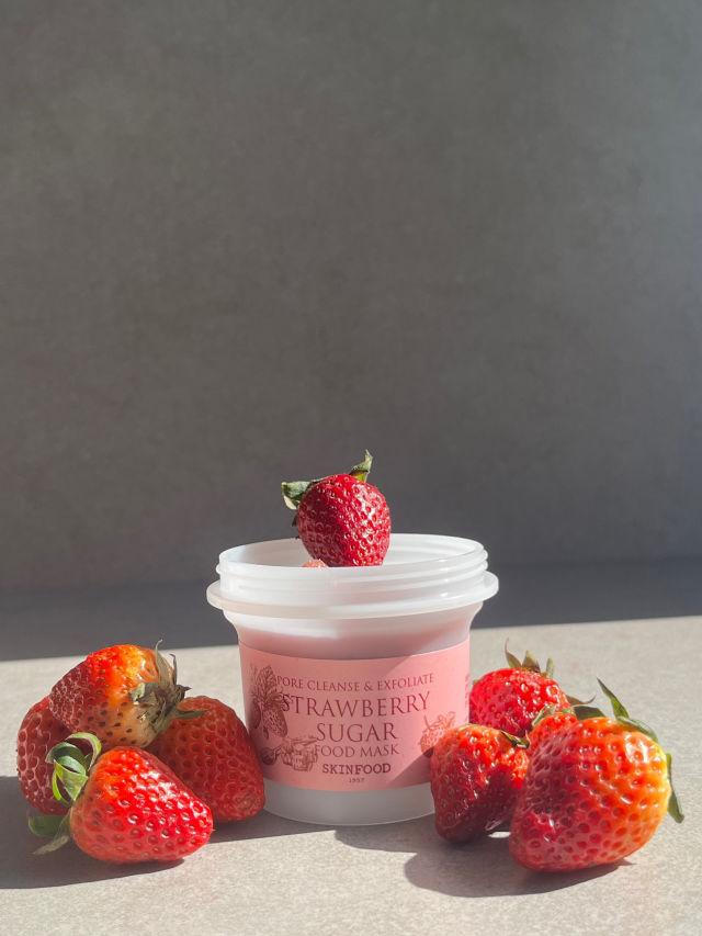 Pore Cleanse & Exfoliate Strawberry Sugar Food Mask product review