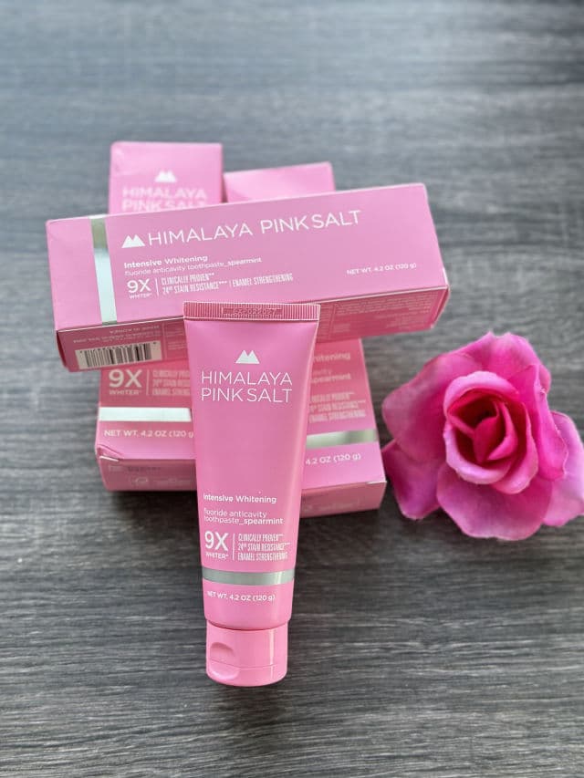 HIMALAYA PINK SALT Intensive Whitening Toothpaste review photo by Beautyfun2025