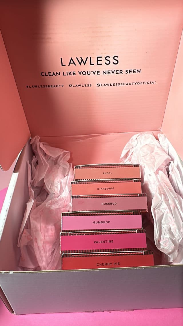 Lawless Vintage Love review photo by blogwitheva