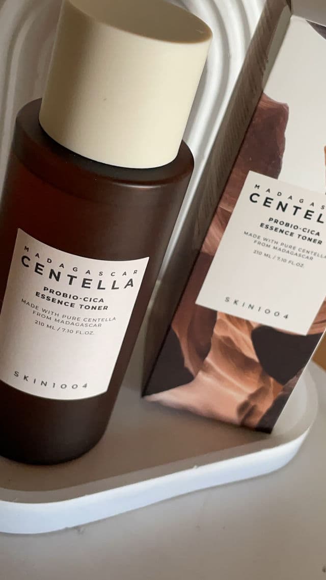 SKIN1004 Madagascar Centella Probio-Cica Essense Toner review photo by Girlyskincare