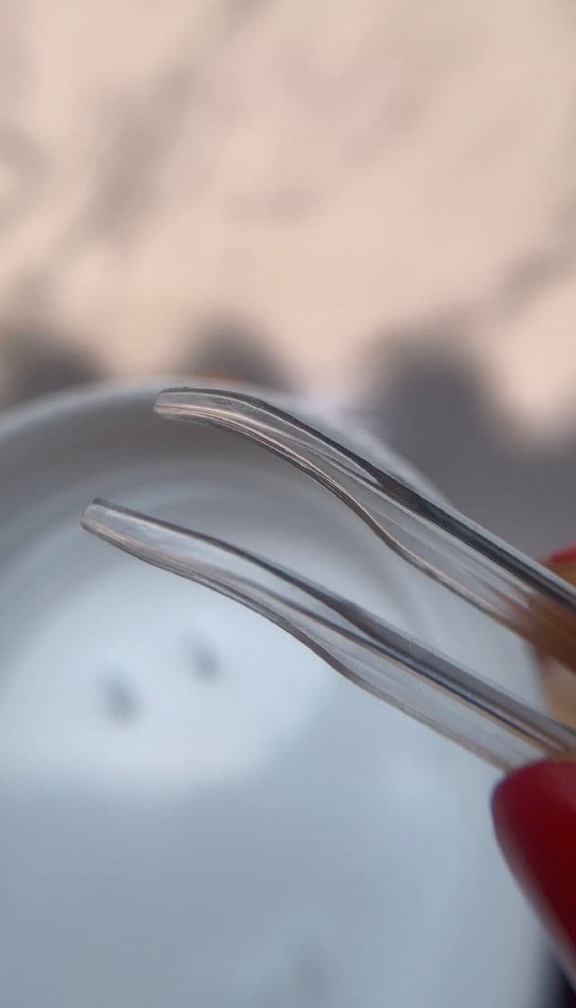 Veganifect. Clean and Glow Green Barley First LHA Toner Pad review photo by Theskincaregirl