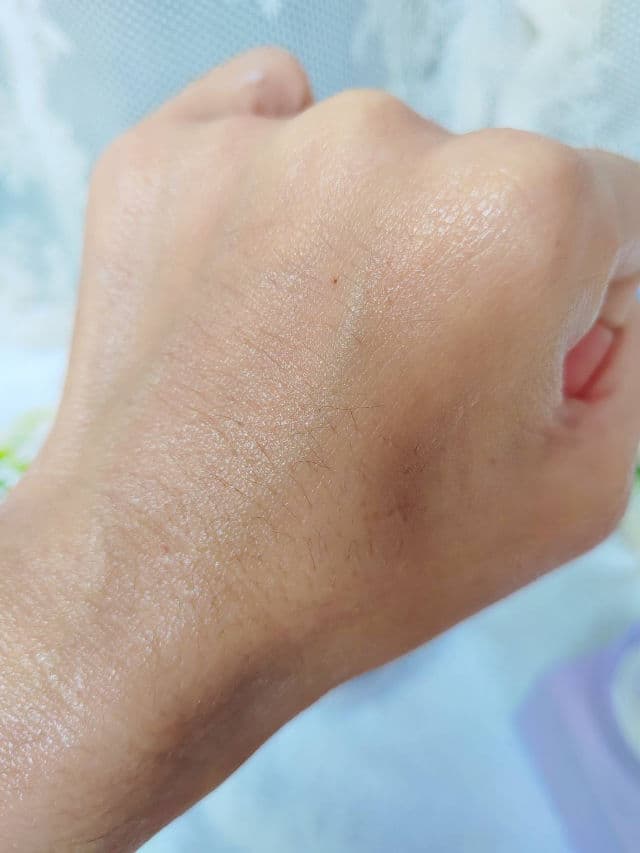 Sungboon Editor Meoru Podo Vita C Dark Spot Cream review photo by kaoriskincarejournal