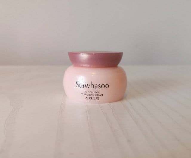 Sulwhasoo Bloomstay Vitalizing Cream review photo by kaoriskincarejournal