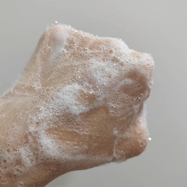 Hada Labo Kouji Treatment Cleansing Foam review photo by kaoribeautyjournal