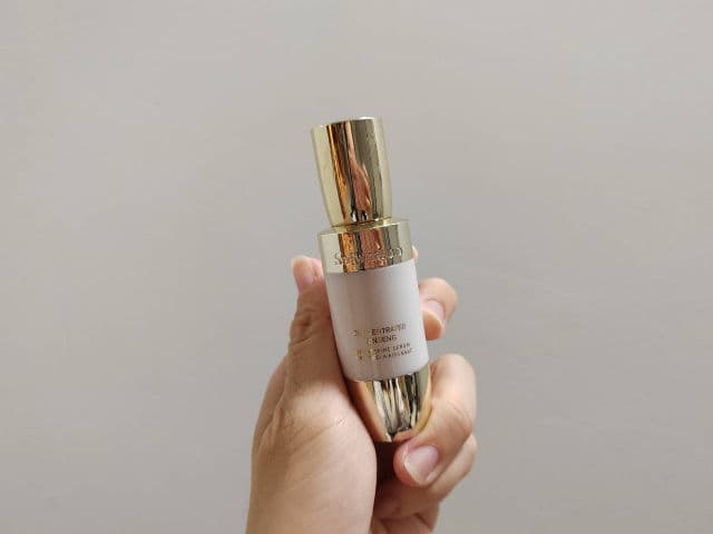 Sulwhasoo Concentrated Ginseng Brightening Serum review photo by kaoriskincarejournal
