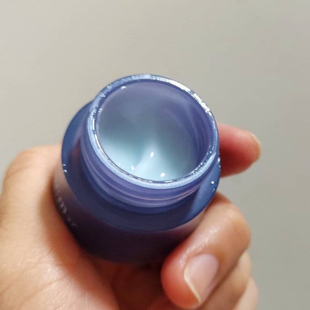 SU:M37 Water-full Marine Relief Gel Cream review photo by kaoriskincarejournal