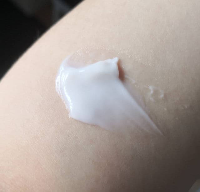 Sulwhasoo Bloomstay Vitalizing Cream review photo by kaoriskincarejournal