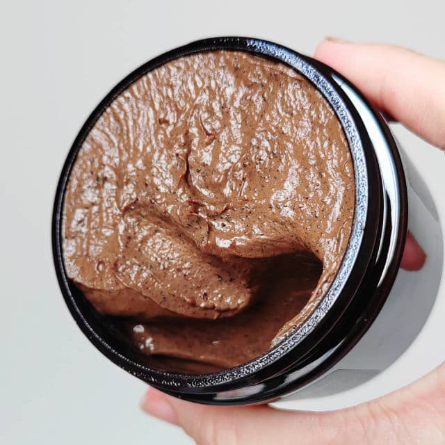 the Cocoon Dak Lak Coffee Body Polish review photo by kaoriskincarejournal