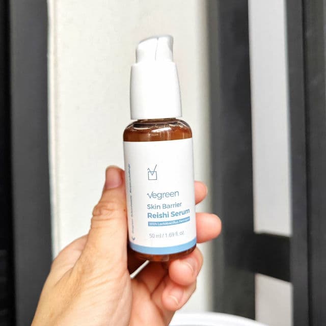 VEGREEN Skin Barrier Reishi Serum review photo by kaoriskincarejournal
