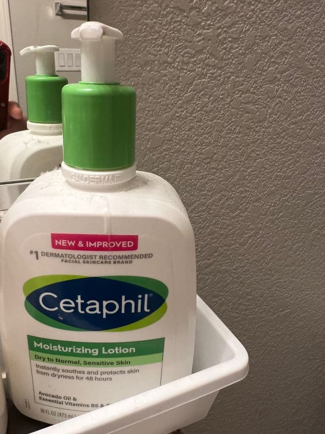 Cetaphil Moisturizing Lotion (Dry to Normal, Sensitive Skin) review photo by Jonivel