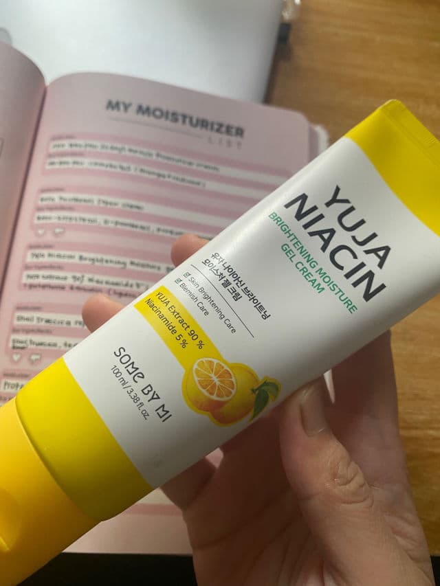Some By Mi Yuja Niacin Brightening Moisture Gel Cream review photo by Hannahleeong