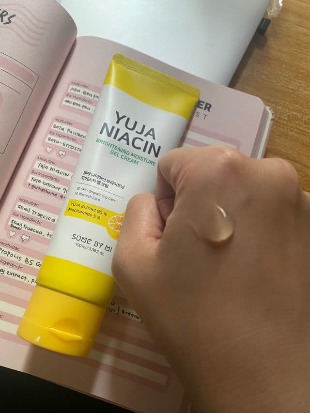Some By Mi Yuja Niacin Brightening Moisture Gel Cream review photo by Hannahleeong