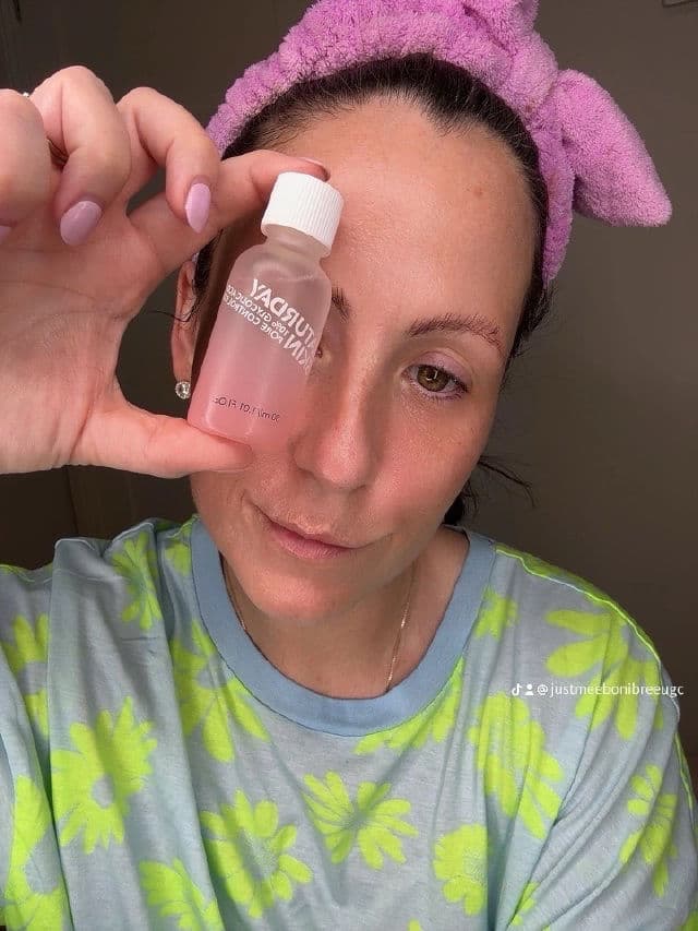 Saturday Skin Pore Clarifying Toner 10% Glycolic Acid + Pore Control Complex review photo by Justmeebonibreeugc