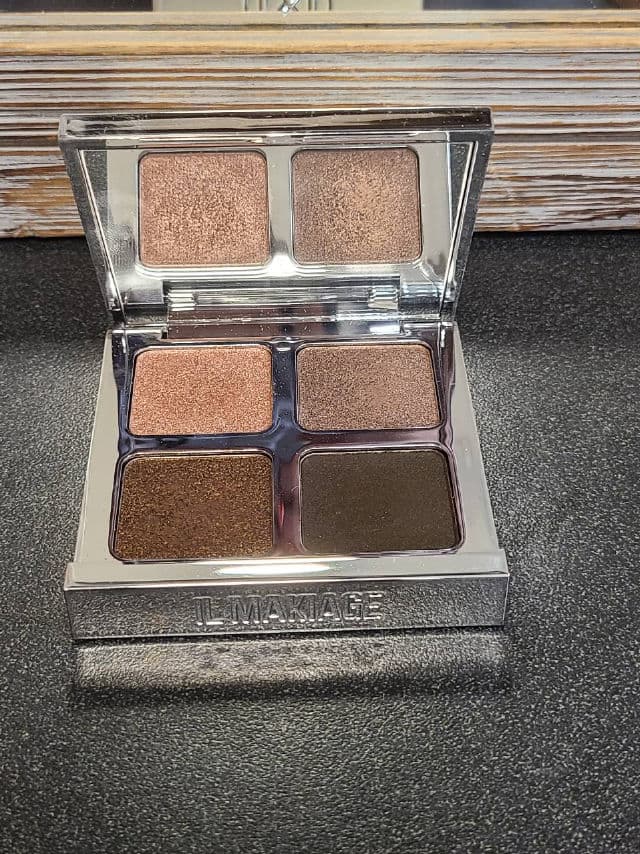 IL MAKIAGE Color Boss Multi-Dimensional Squad Eyeshadow review photo by AnnaSassin