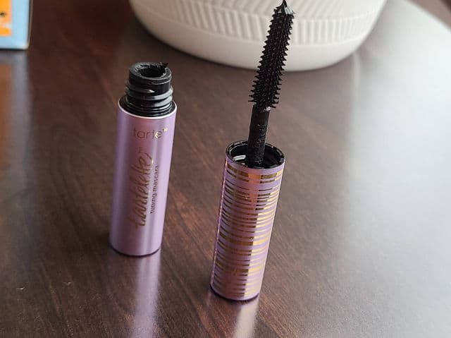 Tarte Tartelette Tubing Mascara review photo by AnnaSassin