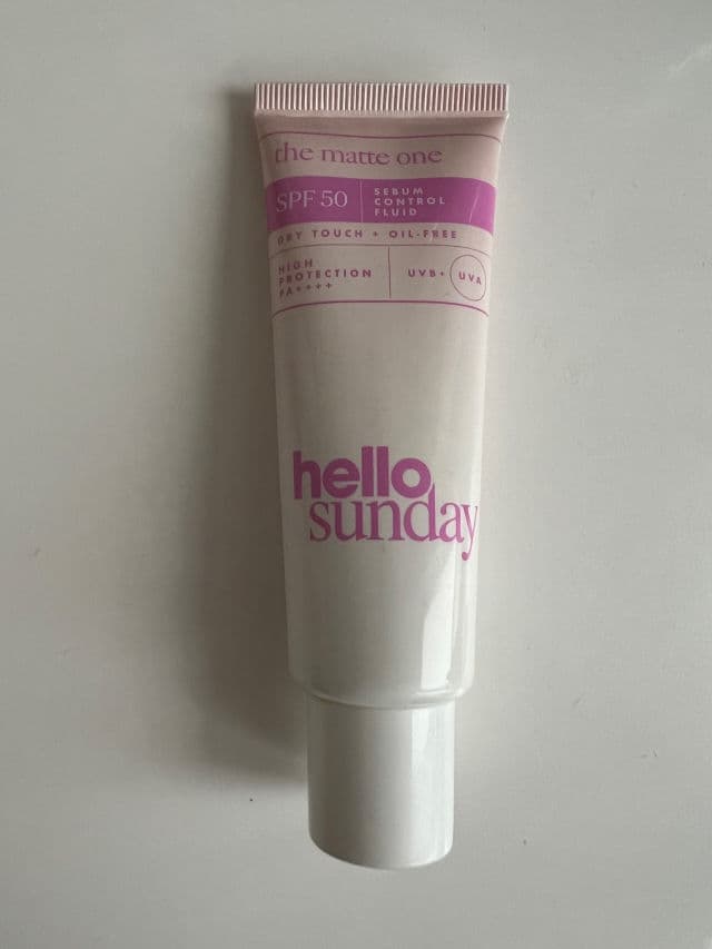 Hello Sunday The Matte One Sebum Control Fluid SPF50  review photo by AliseK