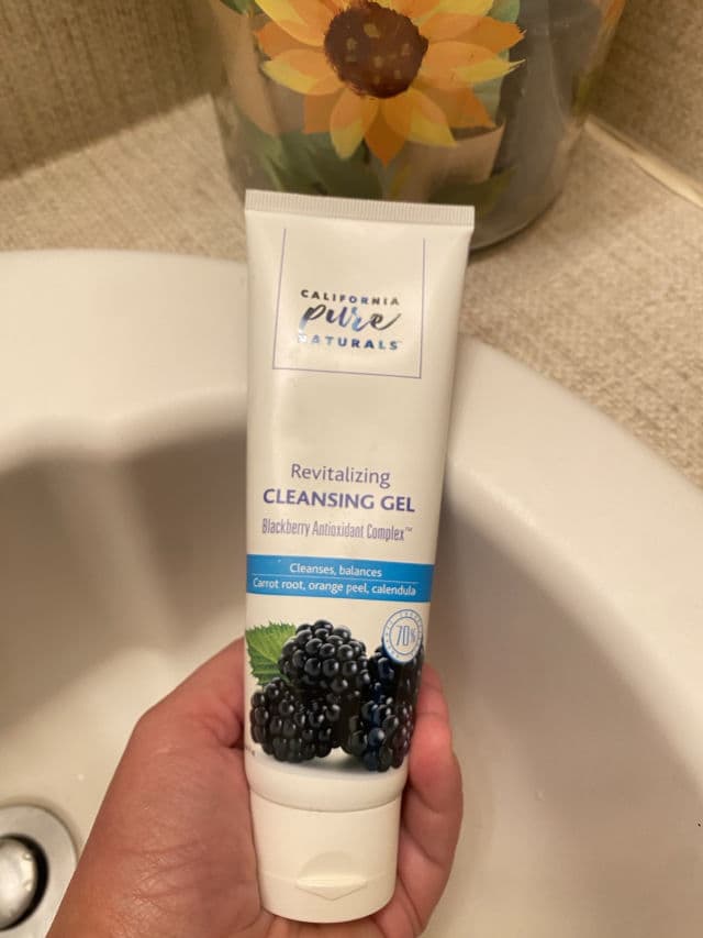 California Pure Naturals Revitalizing Cleansing Gel review photo by chasi