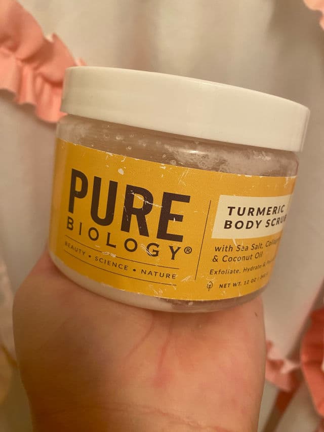 Pure Biology Turmeric Body Scrub review photo by chasi