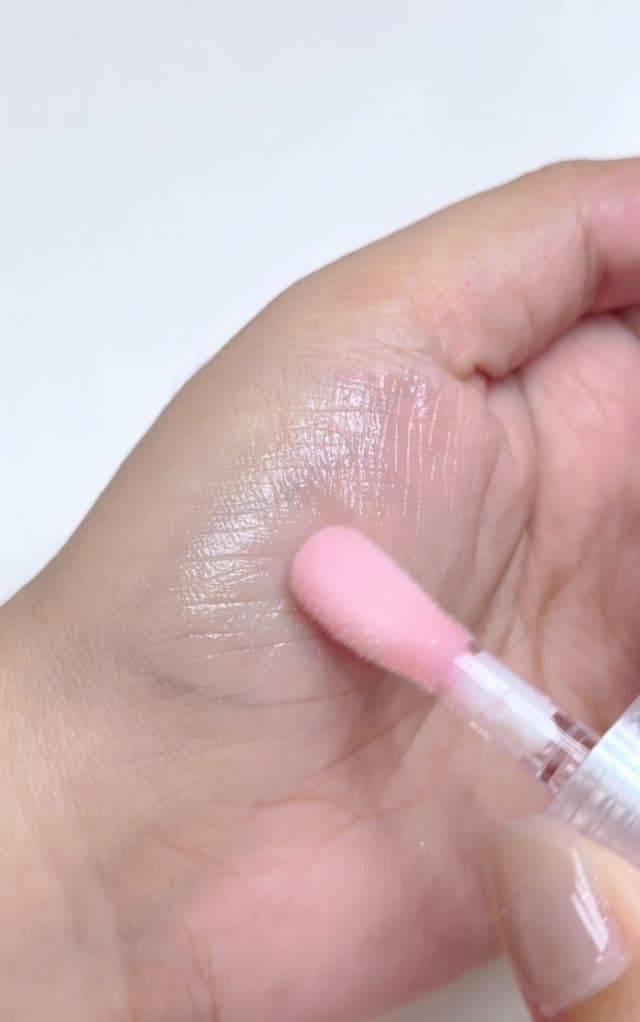 Kaja Rose Hip Spritz review photo by JHMBLRIA