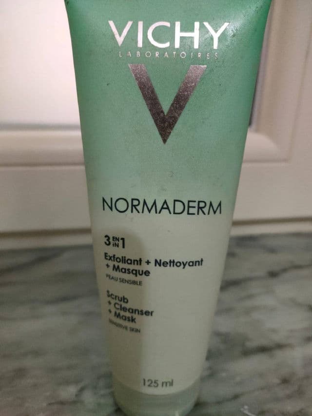 Vichy Normaderm 3-In-1 Cleanser review photo by picanap