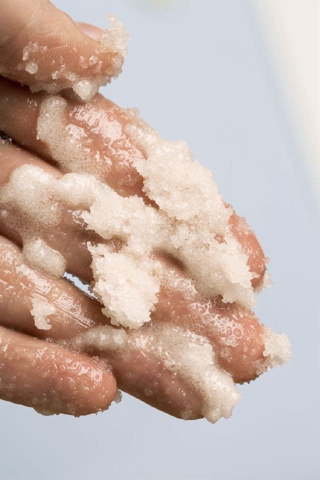 FUKU Japanese Cherry Blossom Whitening Body Scrub review photo by TonyaB