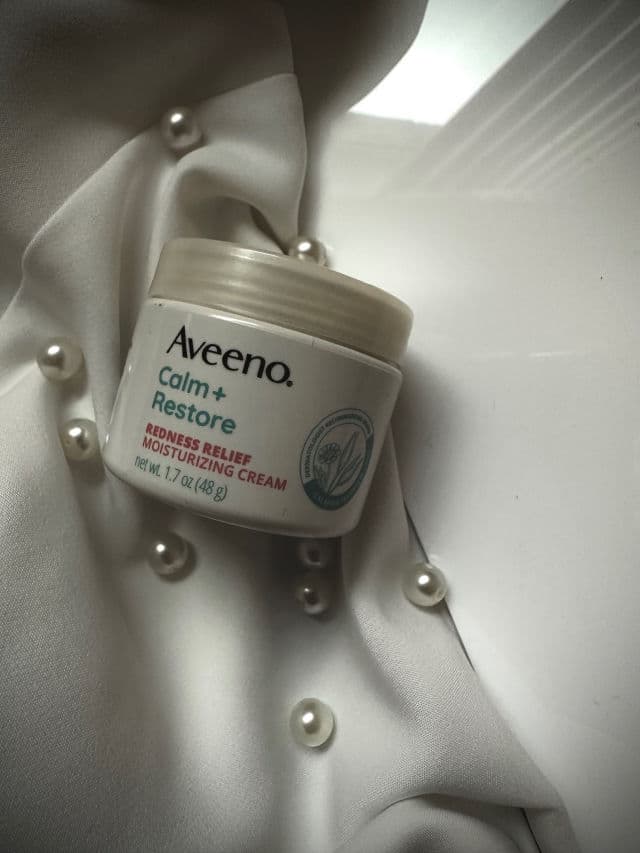 Aveeno Calm + Restore Redness Relief Moisturizing Cream review photo by TonyaB