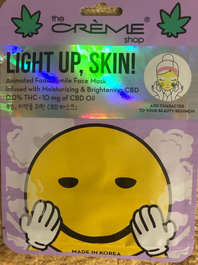 The Creme Shop Lighten Up, Skin! Animated Narwhal Face Mask - Brightening Vitamin C review photo by Esther0316