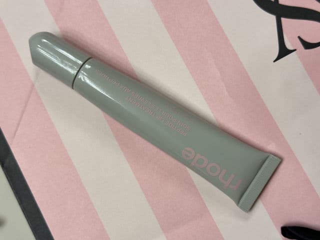 Rhode Skin Peptide Lip Treatment - Unscented review photo by tinarok