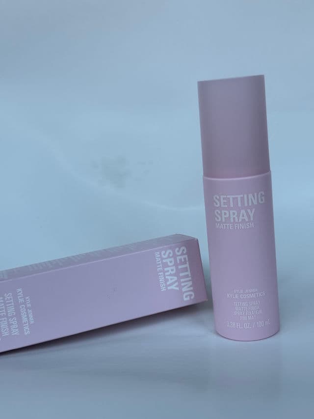 KYLIE COSMETICS Setting Spray review photo by tinarok