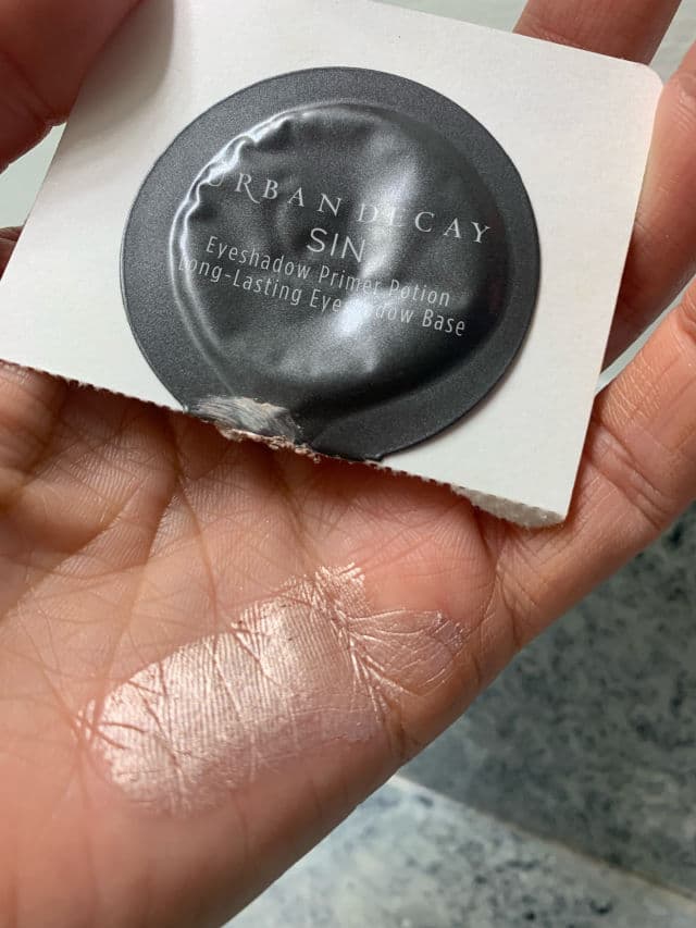 Urban Decay Eyeshadow Primer Potion - Original review photo by AnjelicaBonya