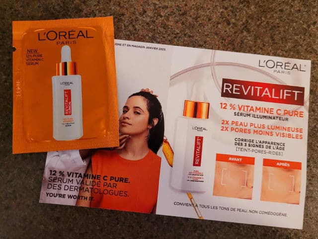 L'Oreal Paris Revitalift Vitamin C + Salicylic Acid Cleanser review photo by Shlanda