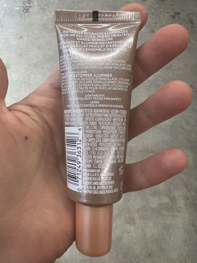 L'Oreal Paris 903 Medium review photo by TinaSweet11