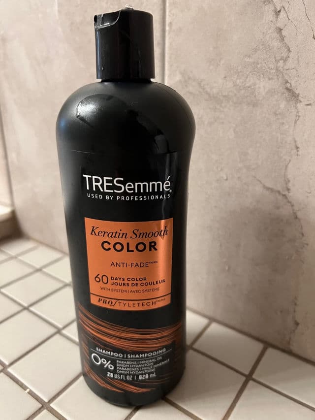 TRESemme Keratin Smooth Lamellar-Discipline Shampoo review photo by TinaSweet11