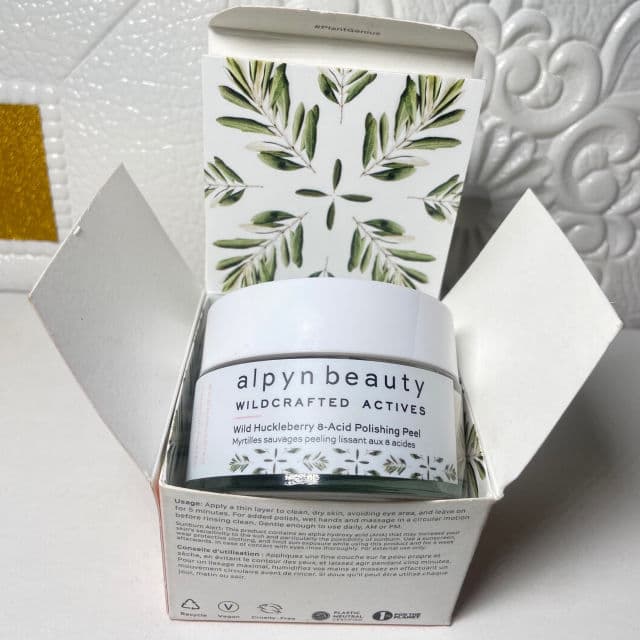 Alpyn Beauty Wild Huckleberry 8-Acid Polishing Peel review photo by Theskinstitution