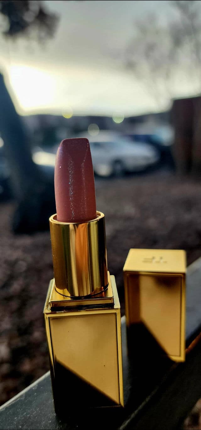 Tom Ford Sunlit Rose Lip Balm review photo by HtetHtetK