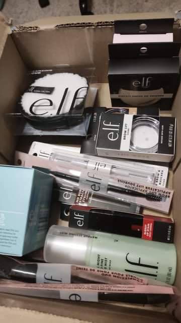 ELF Brow Lift - Clear review photo by htethtetk