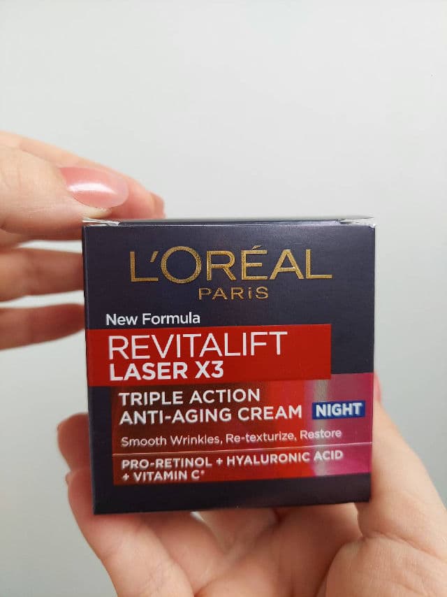 L'Oreal Paris Revitalift Laser X3 Night Cream review photo by Angiescolours
