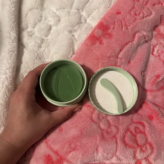 Pixi Hello Kitty AnyWhere Patches review photo by milkysweetroll