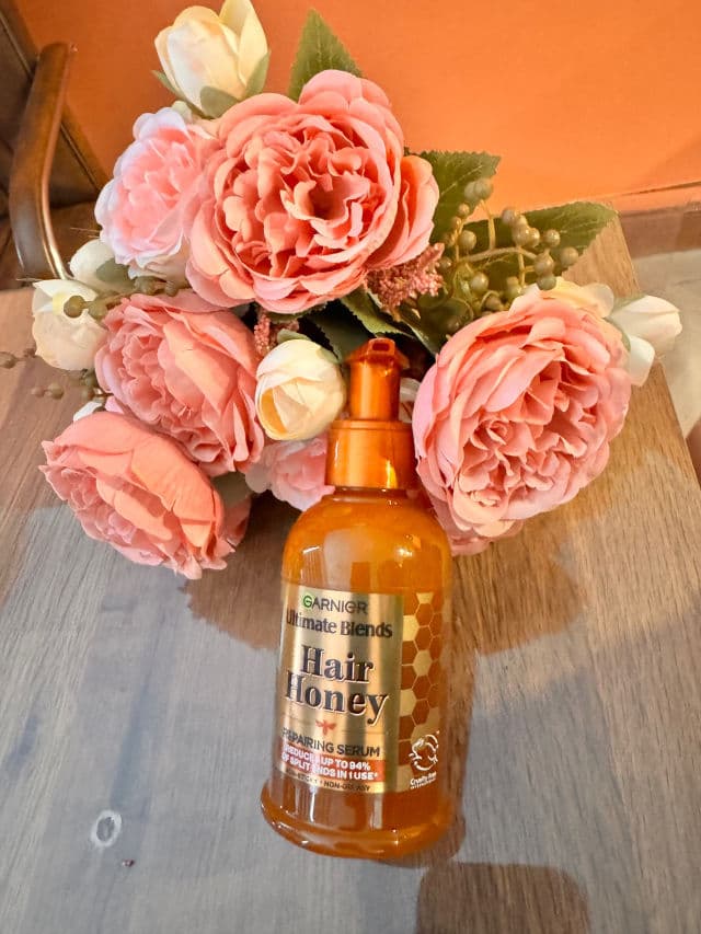 Garnier Whole Blends Hair Honey Repairing Leave-In Serum review photo by Daisy23