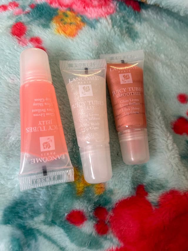 Lancome Juicy Tubes - Soft & Shiny Flavored Lip Gloss Color review photo by tdroyal95