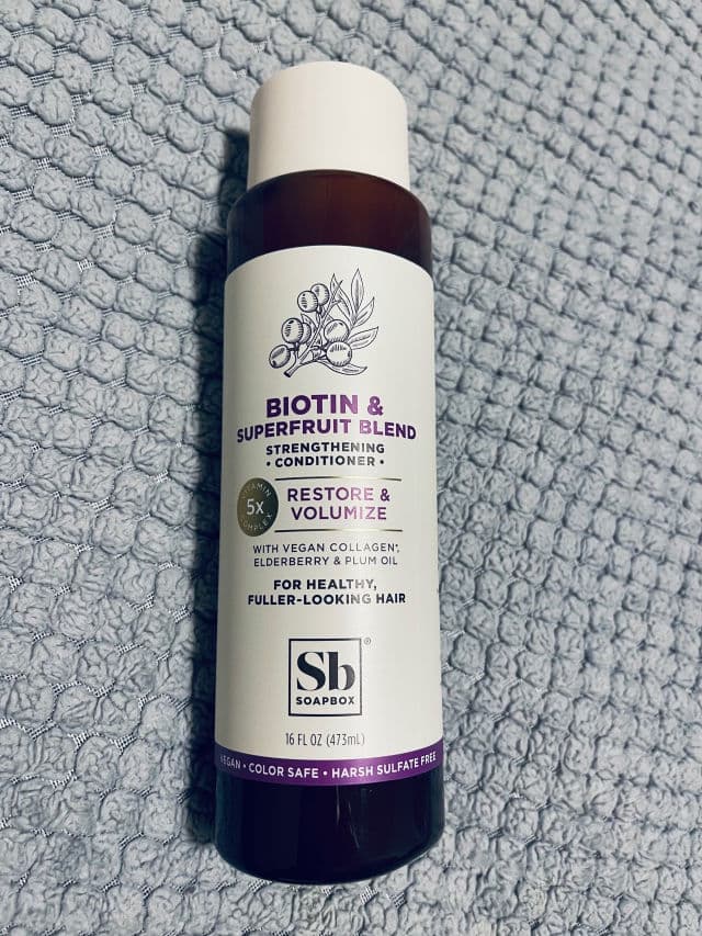 Soapbox Biotin and Superfruit Restore & Volumize Conditioner review photo by Liliia7