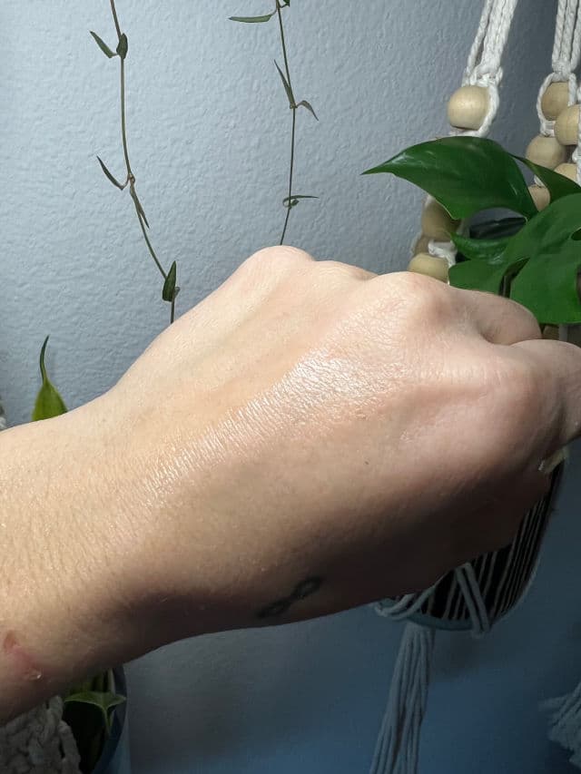 BEAUTY OF JOSEON Calming Serum Green Tea + Panthenol review photo by itssobrittany