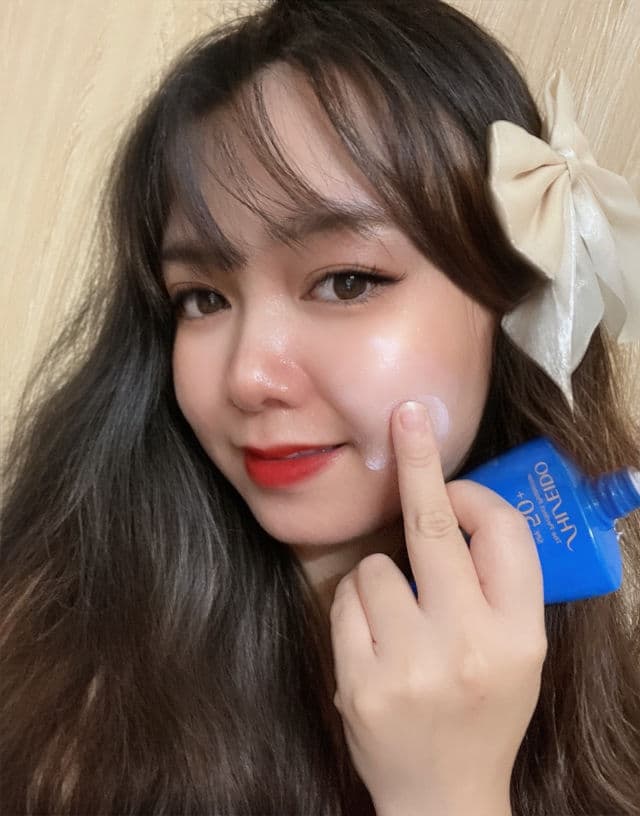 Shiseido Expert Sun Protector Face & Body Lotion SPF 50+ review photo by linhnhi91