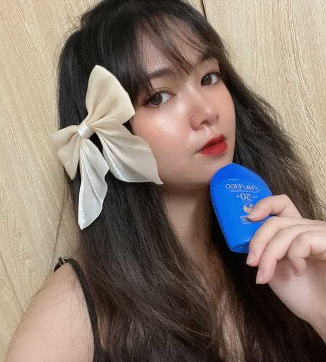 Shiseido Expert Sun Protector Face & Body Lotion SPF 50+ review photo by linhnhi91